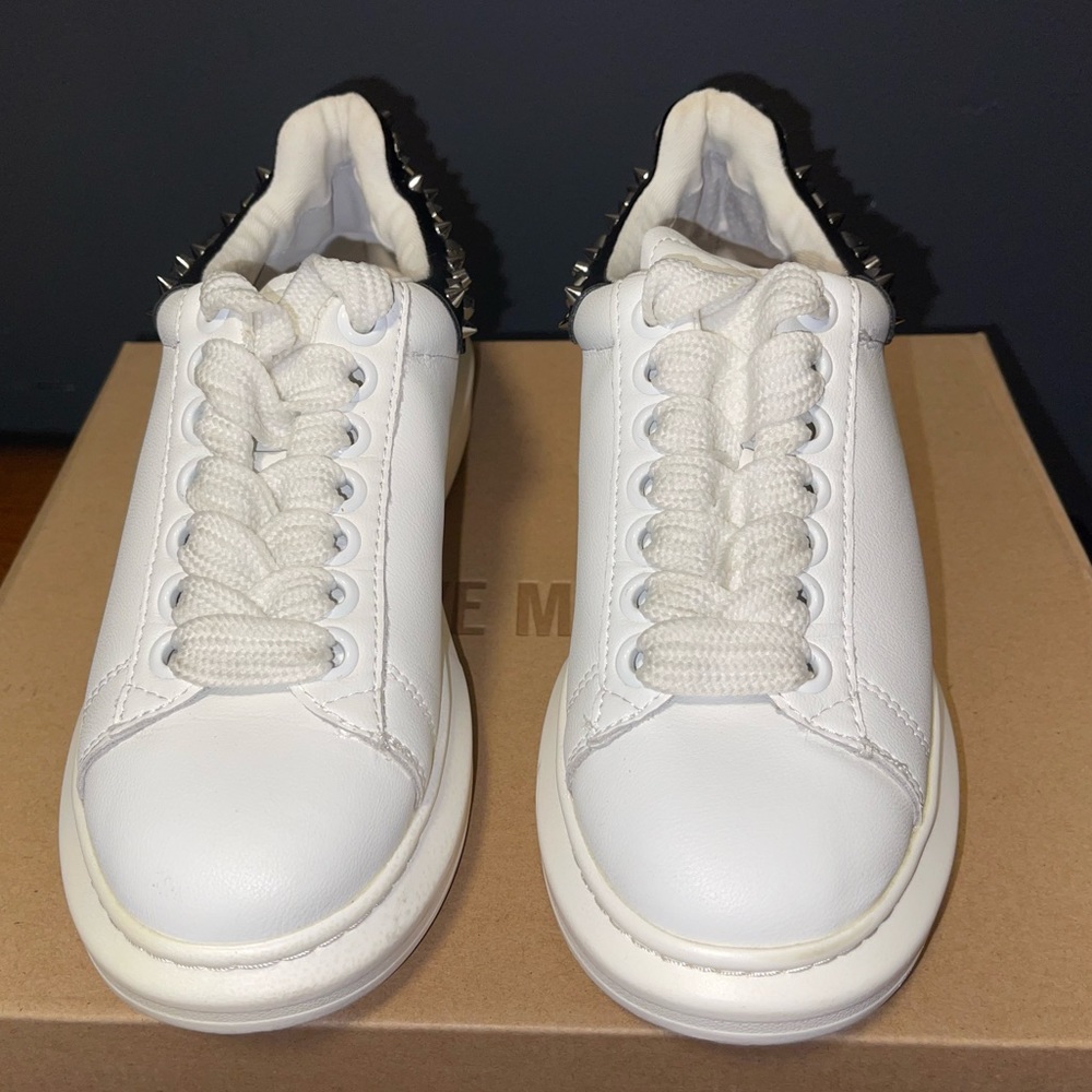Steve Madden Glance Sneakers